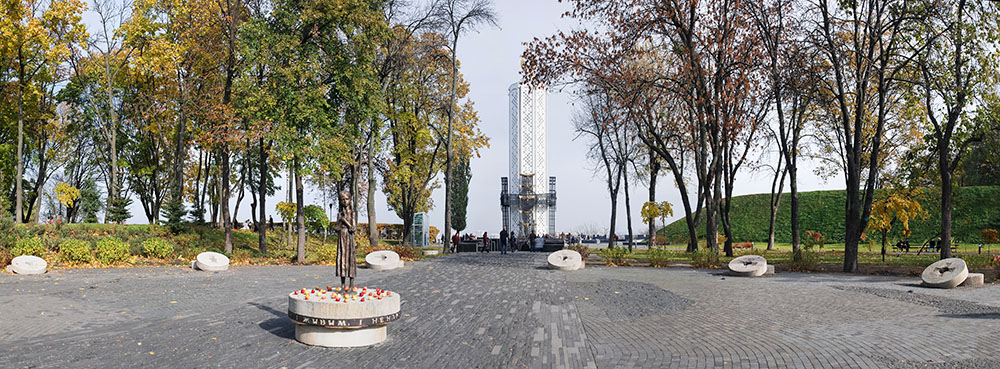 Меморіал жертв голодомору